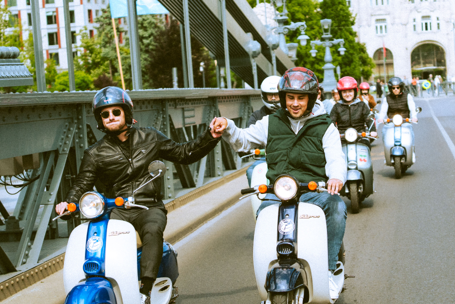 Vintage robogó túra